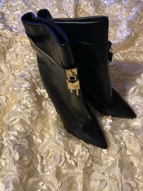 Black Pointed-Toe Mid-Calf Boots with Gold Accent